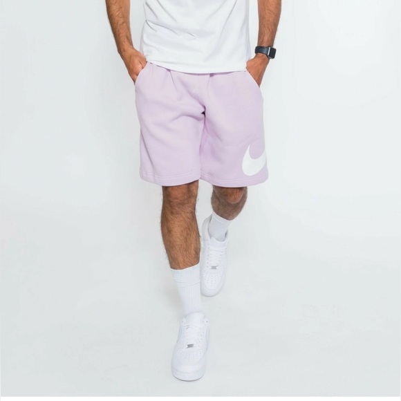 NIKE Sportswear Club Men's Iced Lilac Fleece Shorts